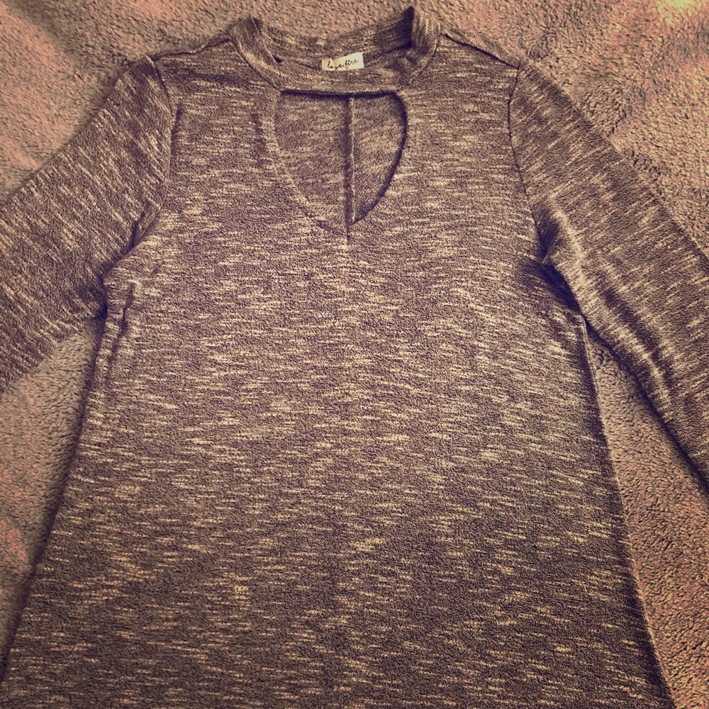 Long sleeve grey dress